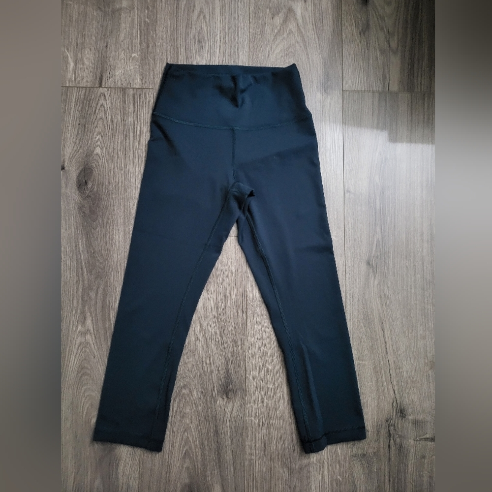 Lululemon Wunder Train High Rise Crop 21in